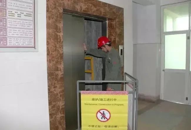 升降貨梯門如何設(shè)計_升降貨梯使用規(guī)范_升降貨梯制作圖紙