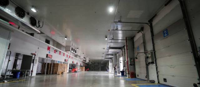 如何保證升降貨梯的鏈條正常工作狀態_鏈條式升降機構_鏈條貨梯怎樣安裝